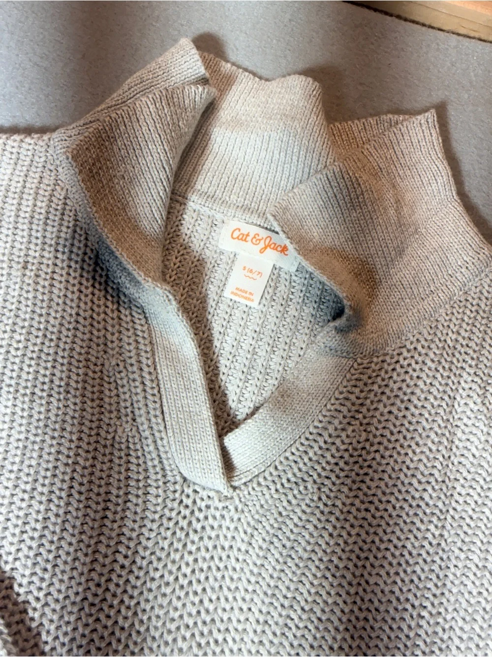Cat & Jack light gray